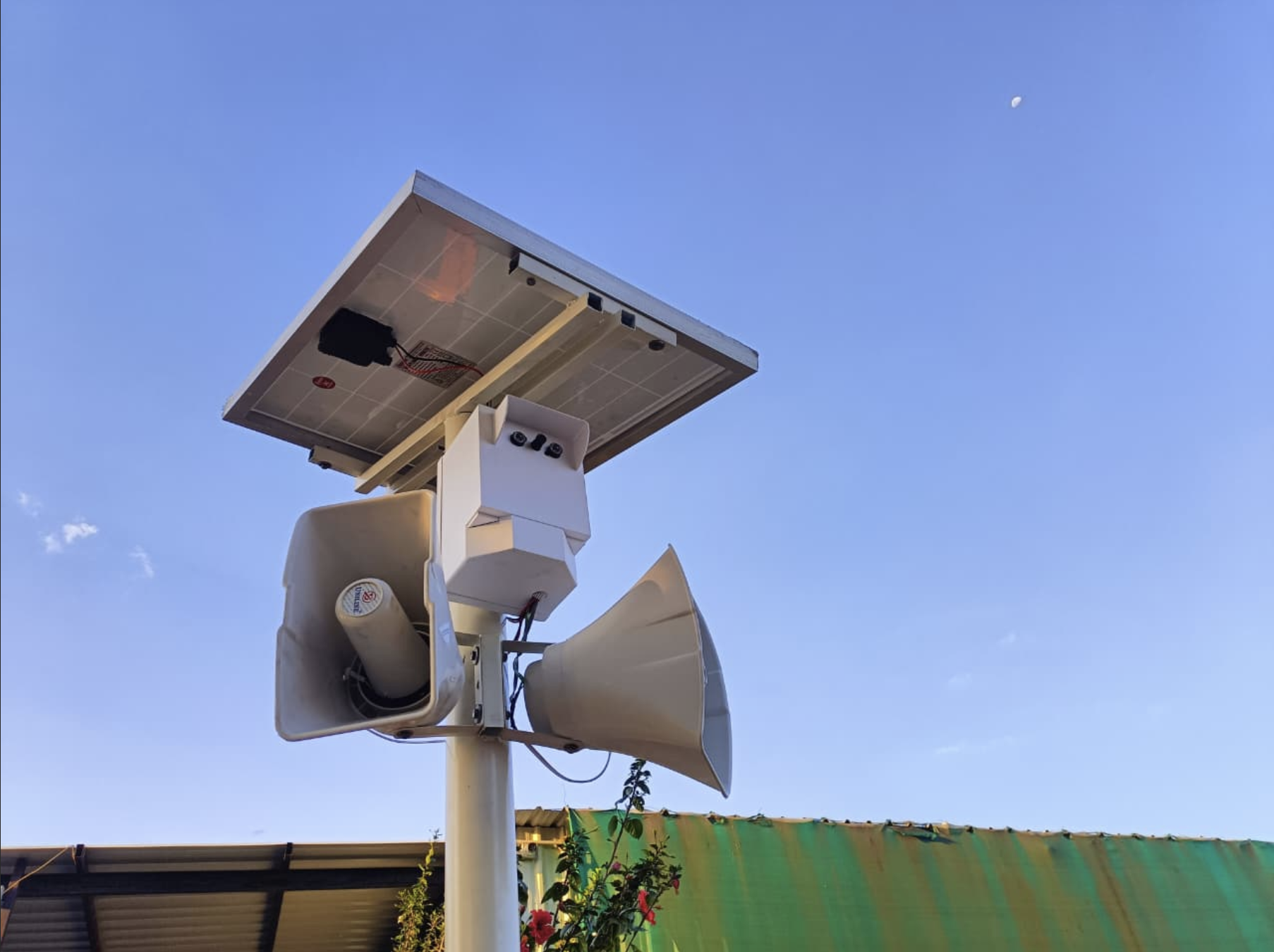 Digital Scarecrow: AI Pest Deterrent